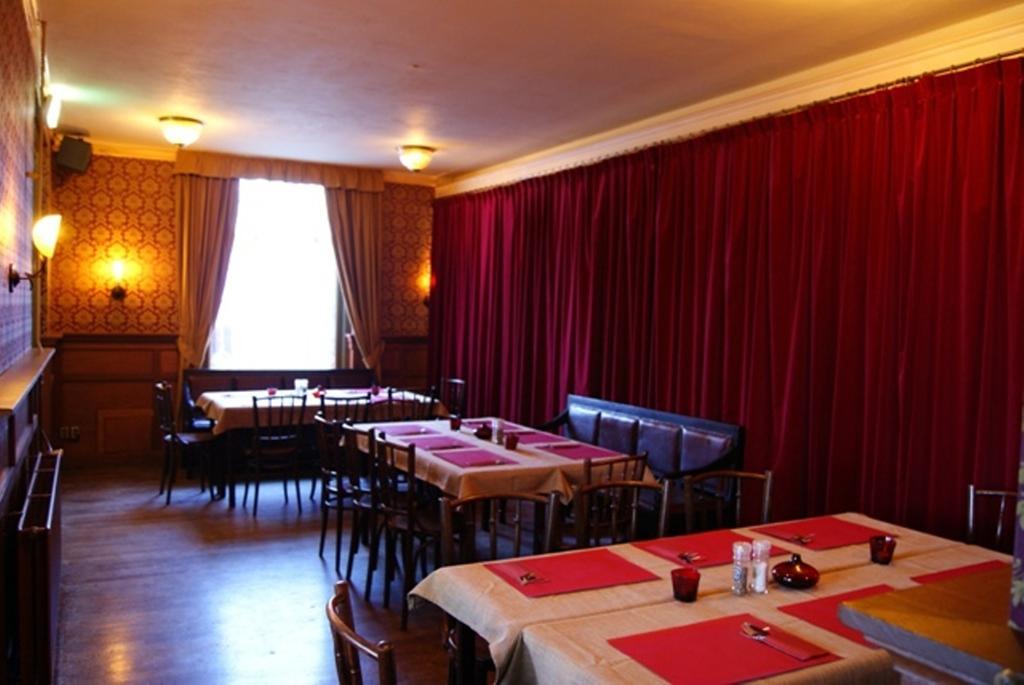 Hotel Cafe Zaal Heezen Steenderen ภายนอก รูปภาพ