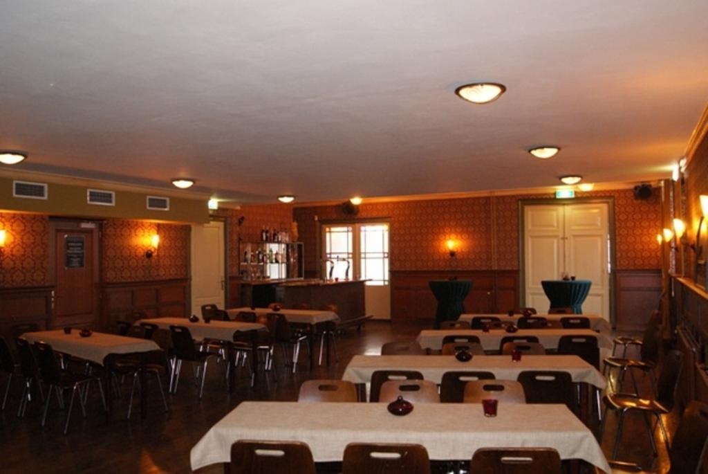 Hotel Cafe Zaal Heezen Steenderen ภายนอก รูปภาพ